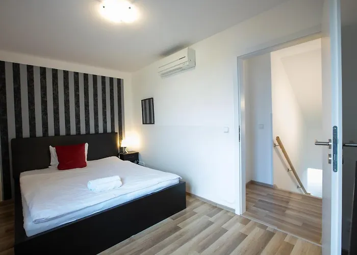 Old Spirit Apartmanhotel