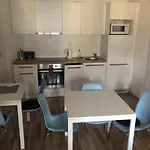 欧德斯坦德公寓式酒店 3*