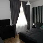 欧德斯坦德公寓式酒店 布拉格
