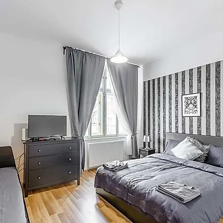 Aparthotel Old Spirit 3*