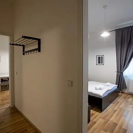 Old Spirit Aparthotel 3*